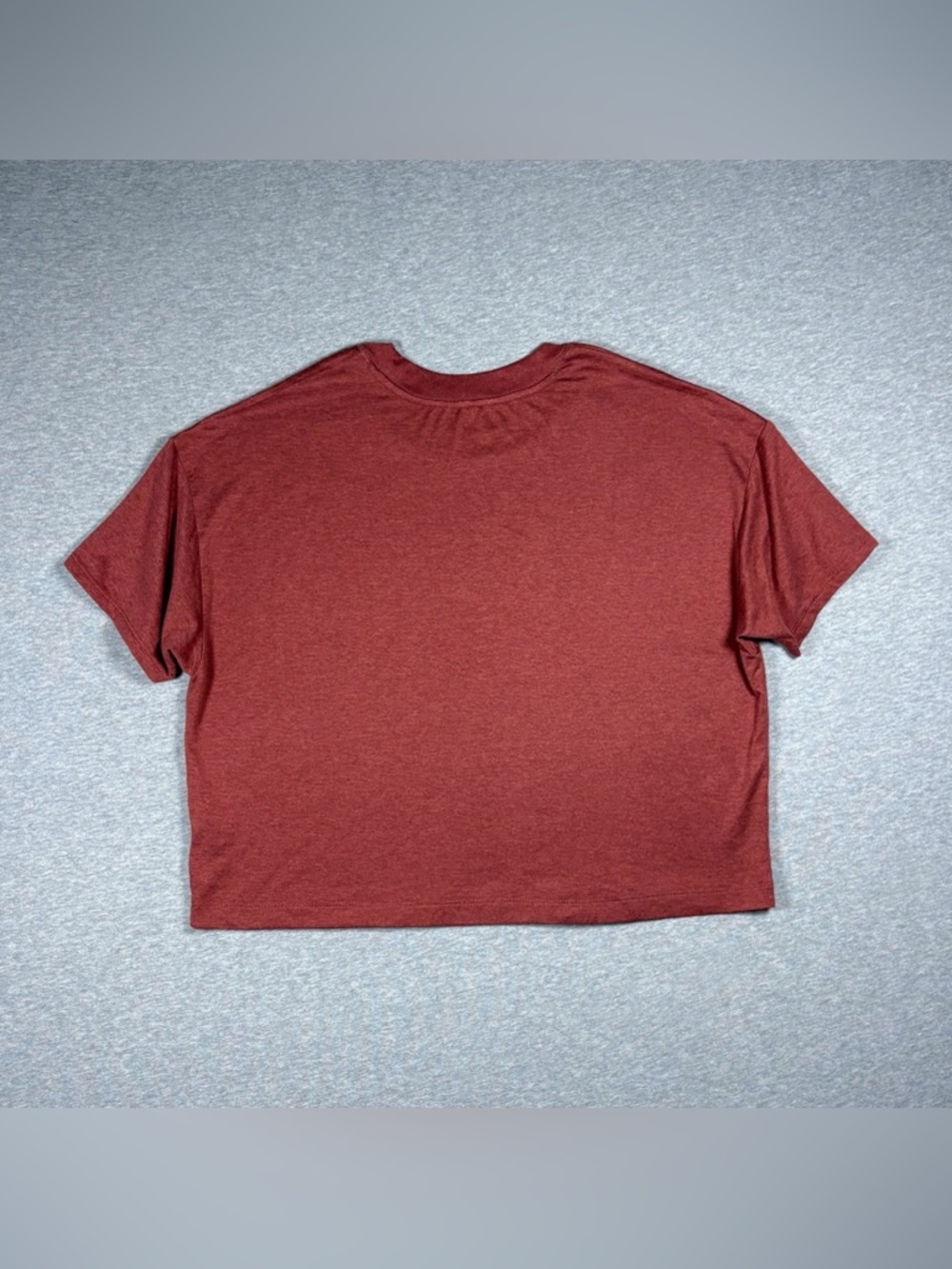 Vuori Energy Tee Womens M Orange Cropped Athletic Workout Soft Comfy - Picture 2 of 4
